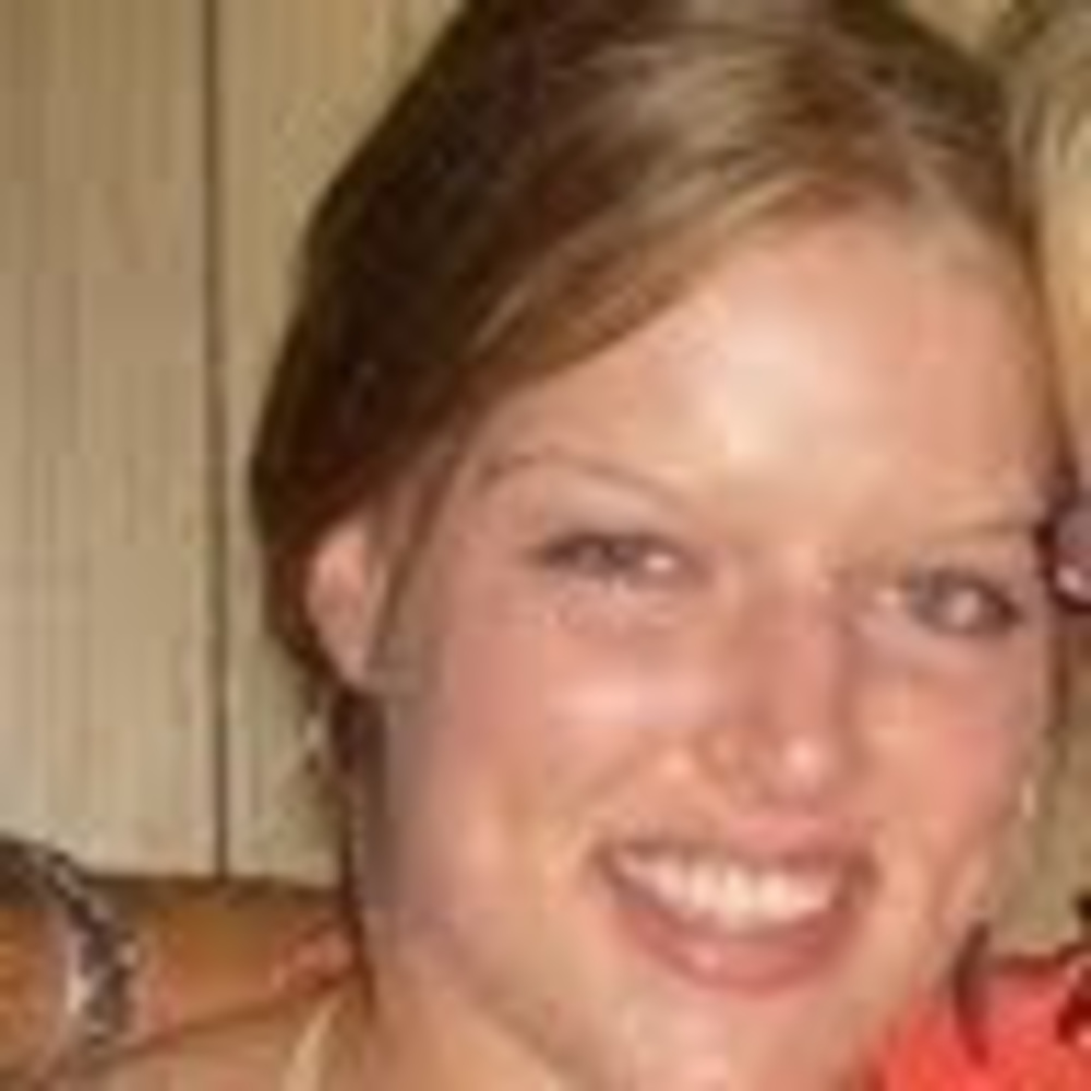 Meet your Posher, Courtney